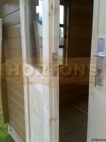 Fully glazed standard cabin single glazed double doors