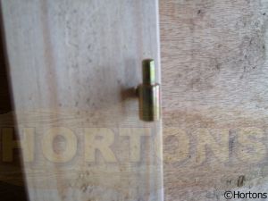 Weatherproofing a log cabin window