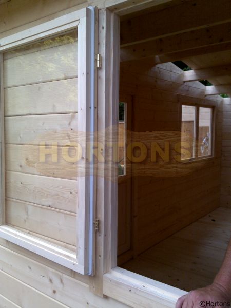 1365 x 980mm standard cabin single glazed double window