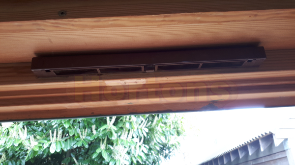 Trickle vents for windows