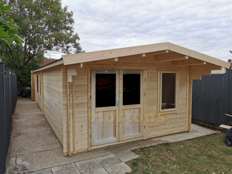 4x7m Bath cabin in 35mm logs