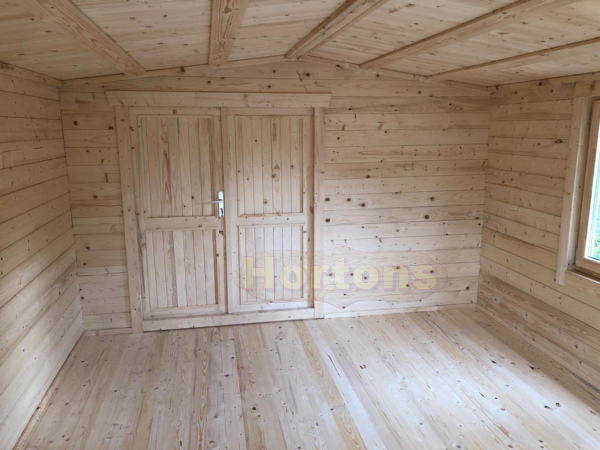 4m x 8m, 2 room Maldon log cabin - 45mm logs