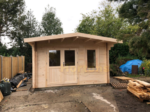 4m x 8m, 2 room Maldon log cabin - 45mm logs