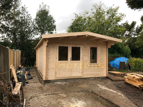 4m x 8m, 2 room Maldon log cabin - 45mm logs