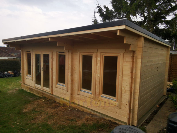 Basildon 45mm 7.5x4.5m Log Cabin - Click Image to Close