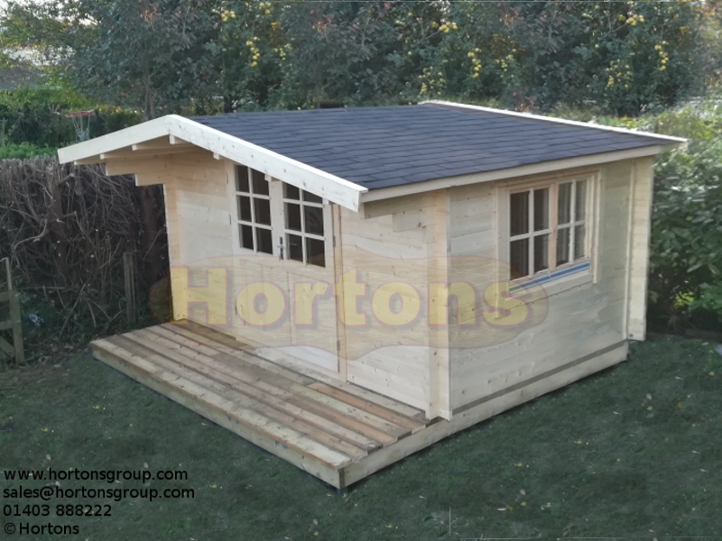 Reigate 4x4 m Log Cabin