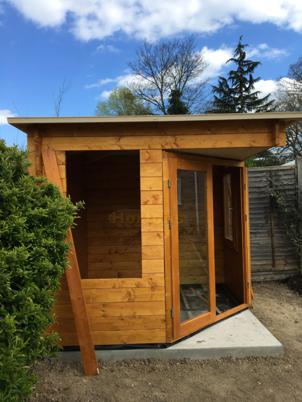 2.5m x 2.5m single skin corner log cabin