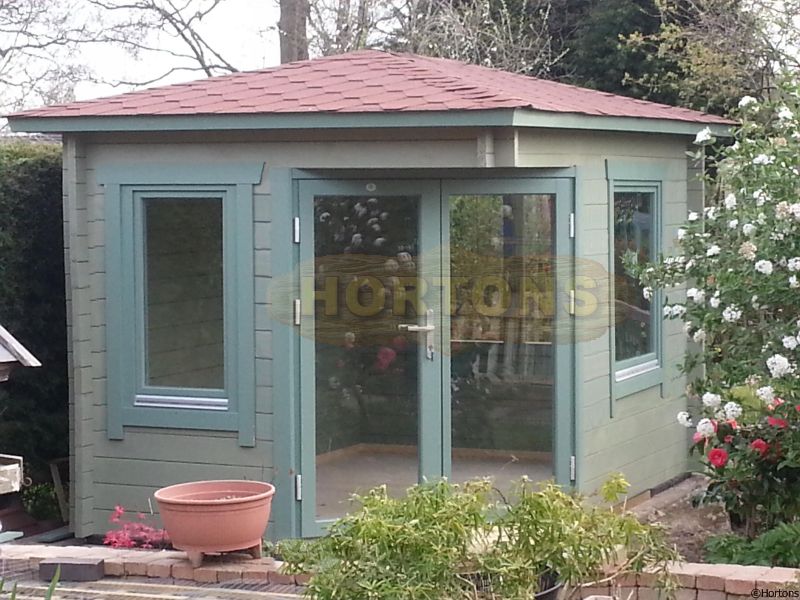 3m x 3m corner log cabin - Click Image to Close