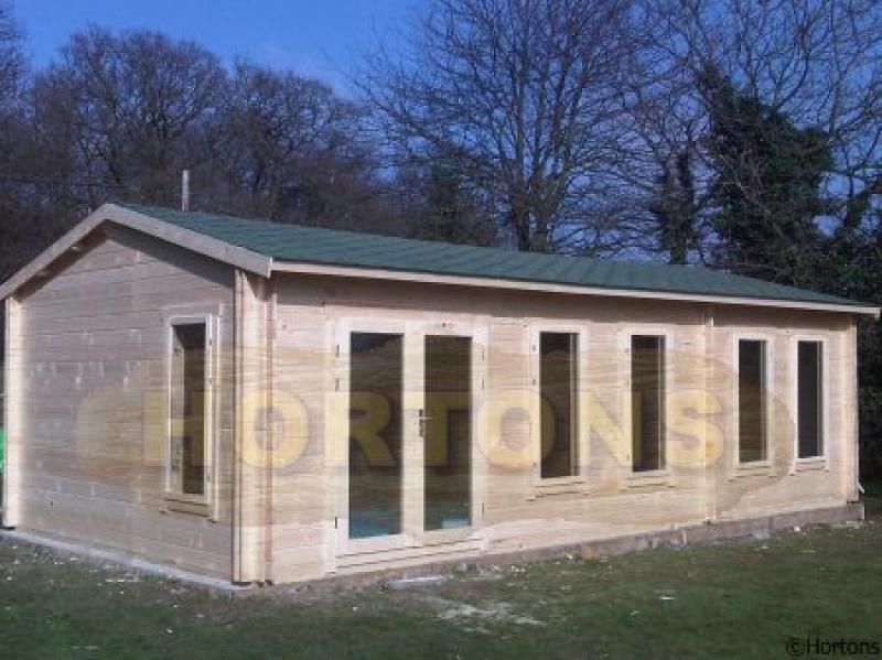 Bromley 70mm 8.5 x 4.5m - Click Image to Close